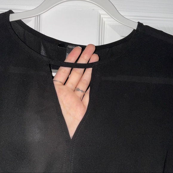 Forever 21 Sheer Blouse - Picture 3 of 6